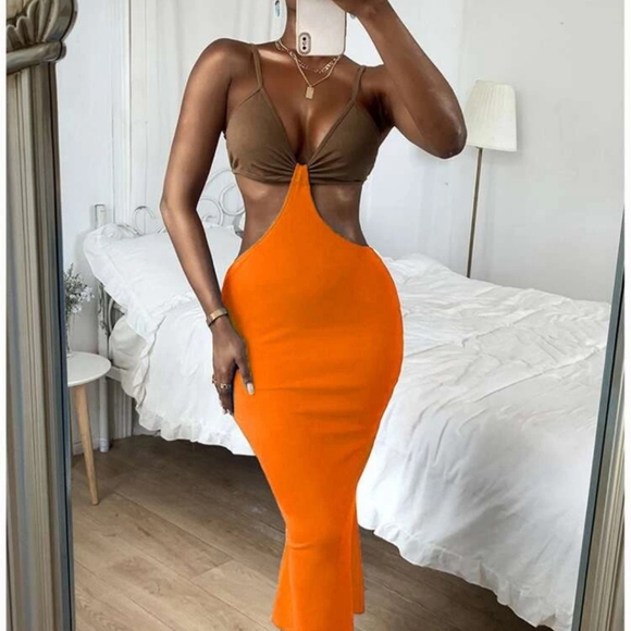 Dresses & Skirts - Super sexy midaxi